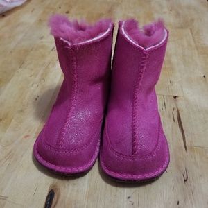 Ugg boo booties size Medium